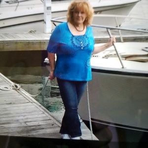 Meet your Posher, Vicki